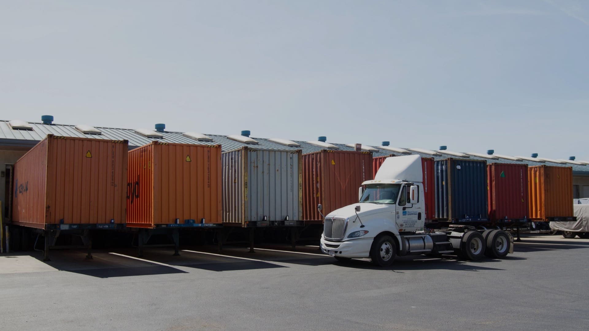 What Is Drayage in Trucking?